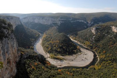 ARDECHE Gorge de l'Ardèche vers Labastide de Virac
